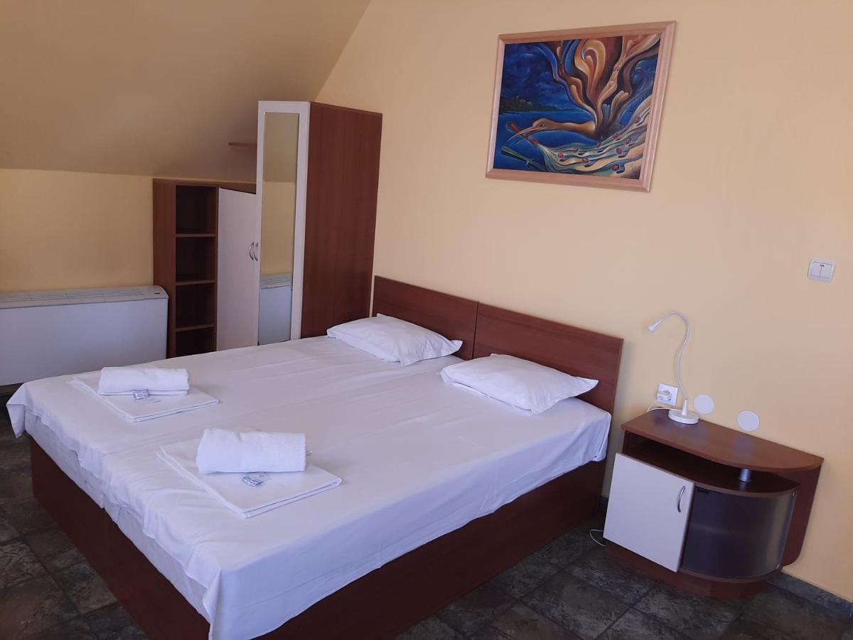 Guest House Diel Veliko Tarnovo Luaran gambar