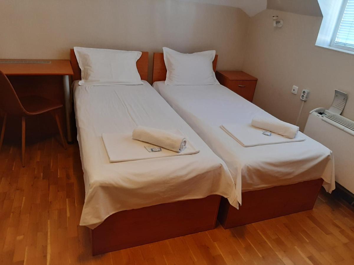 Guest House Diel Veliko Tarnovo Luaran gambar