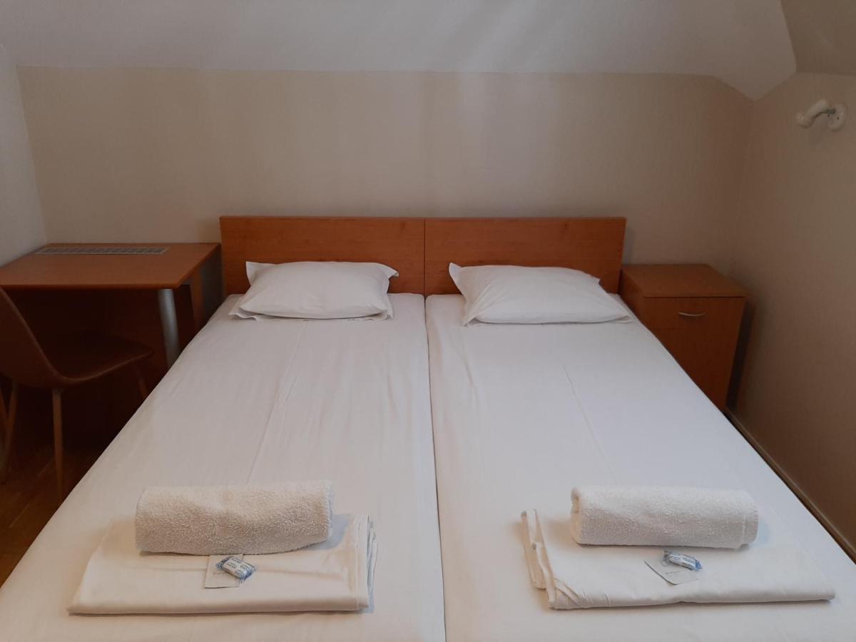 Guest House Diel Veliko Tarnovo Luaran gambar