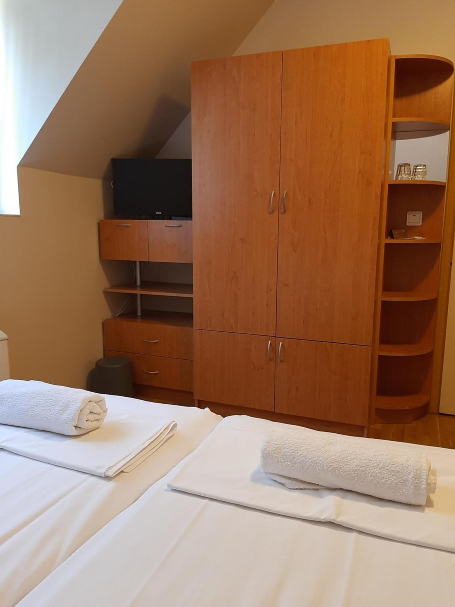Guest House Diel Veliko Tarnovo Bilik gambar