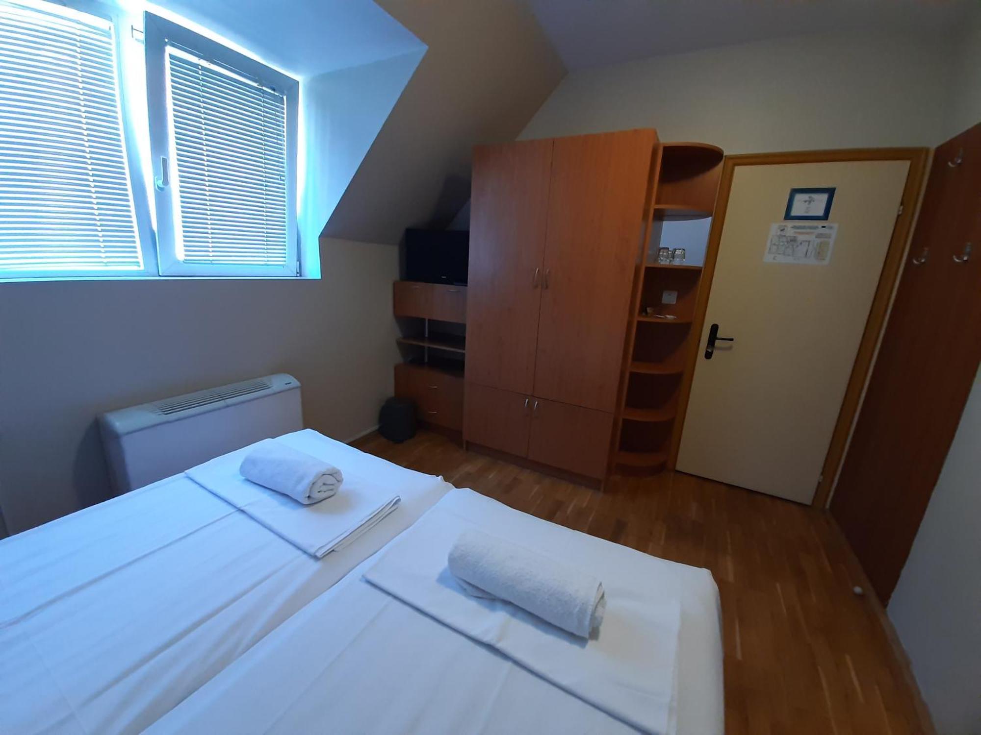 Guest House Diel Veliko Tarnovo Bilik gambar